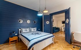 Luxurious Apartment In Old Town - Ultra Central