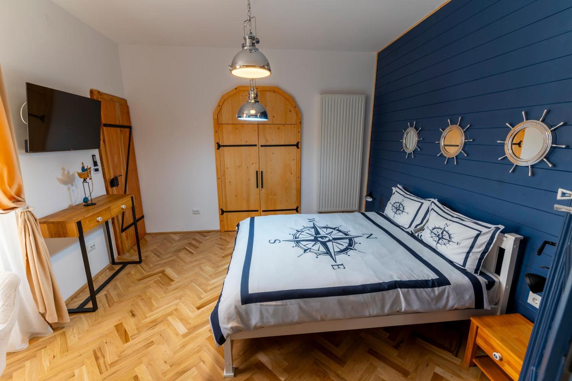 Luxurious Apartment In Old Town - Ultra Central Brașov Exterior foto